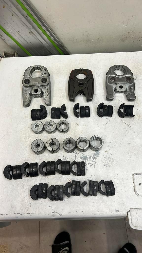 Moederbeken inc inzetstuken, Doe-het-zelf en Verbouw, Gereedschap | Machine-onderdelen en Toebehoren, Zo goed als nieuw, Ophalen of Verzenden