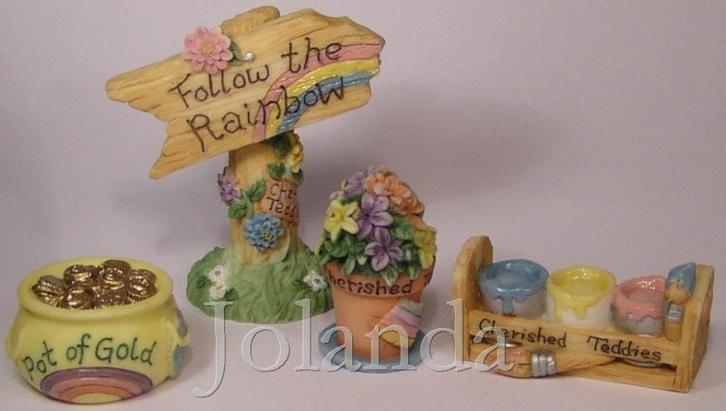 Cherished Teddies Follow the Rainbow Accessoires, Verzamelen, Beren en Cherished Teddies, Zo goed als nieuw, Beeldje, Cherished Teddies