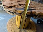 Gratis op te halen haspel leuk als tafel, Tuin en Terras, Ophalen, Gebruikt, Rond, Hout