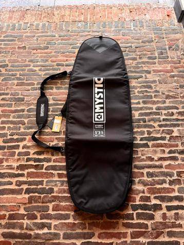 (Nieuw) Mystic Stubby Boardbag 5’3 (160cm) beschikbaar voor biedingen