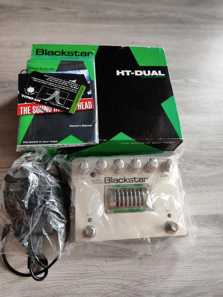 Blackstar HT-DUAL Valve Two Channel Distortion met adapter, Muziek en Instrumenten, Effecten, Zo goed als nieuw, Ophalen of Verzenden