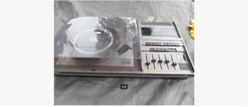 Philips  22RH837 Radio met Platenspeler 2 in 1 met Boxen. beschikbaar voor biedingen