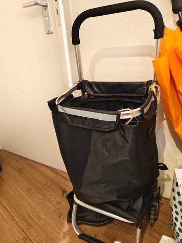 Boodschappentrolley met 6 wielen voor trappen beschikbaar voor biedingen