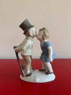 Carl Scheidig Porselein Beeldje Kus Jongen Meisje, Ophalen of Verzenden
