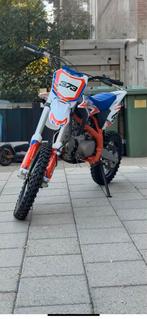 Pitbike 125cc - Zo goed als nieuw!, Fietsen en Brommers, Minibikes, Midibikes en Pitbikes, Ophalen of Verzenden, Zo goed als nieuw