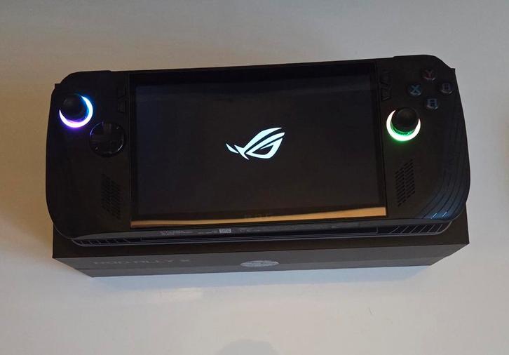 Asus Rog Ally X - Nieuwstaat!, Spelcomputers en Games, Spelcomputers | Overige, Zo goed als nieuw, Ophalen of Verzenden
