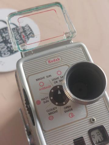 Oude Kodak Brownie Movie Camera Model 3 beschikbaar voor biedingen