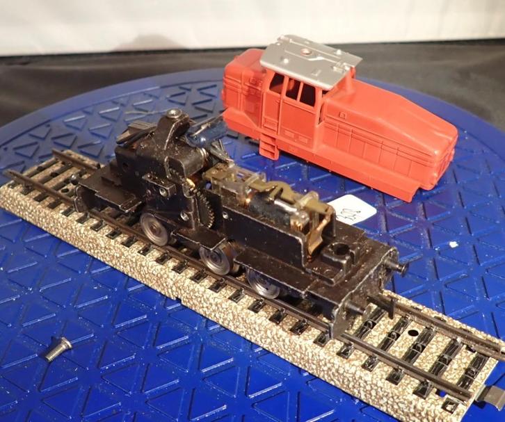 Märklin 3078 diesel rangeerlocomotief dhg 500 rood, Hobby en Vrije tijd, Modeltreinen | H0, Gebruikt, Locomotief, Wisselstroom