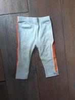 Witte legging met oranje glitter bies Kiezeltje maat 74, Broekje, Meisje, Ophalen of Verzenden, Zo goed als nieuw