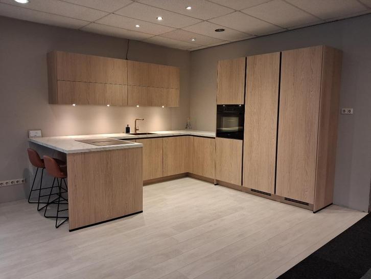 Greeploze Japandi stijl keuken, Huis en Inrichting, Keuken | Complete keukens, Nieuw, U-keuken, Overige kleuren, Kunststof, Greeploos