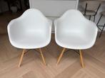 2x witte kuipstoelen, Gebruikt, Twee, Wit, Ophalen