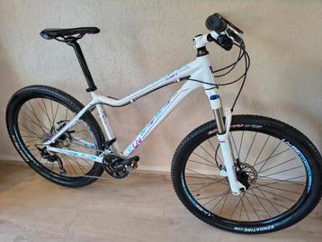 Giant liv 2 27,5 inch mtb schijfremmen Shimano maat M beschikbaar voor biedingen