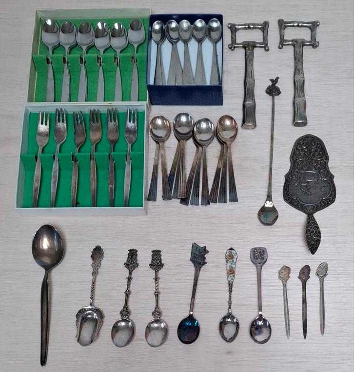 Antiek bestek collectie lepels vorken opener taartschep, Antiek en Kunst, Antiek | Bestek, Ophalen of Verzenden