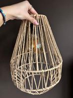 Mooie hanglamp van touw, Huis en Inrichting, Lampen | Hanglampen, Ophalen of Verzenden, Zo goed als nieuw, Hout, Minder dan 50 cm
