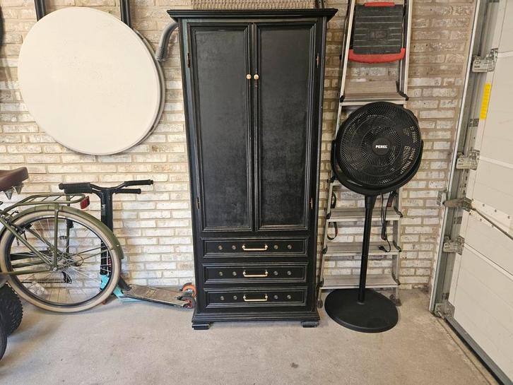 Antieke kast zwart, Huis en Inrichting, Woonaccessoires | Kamerschermen, Gebruikt, Ophalen