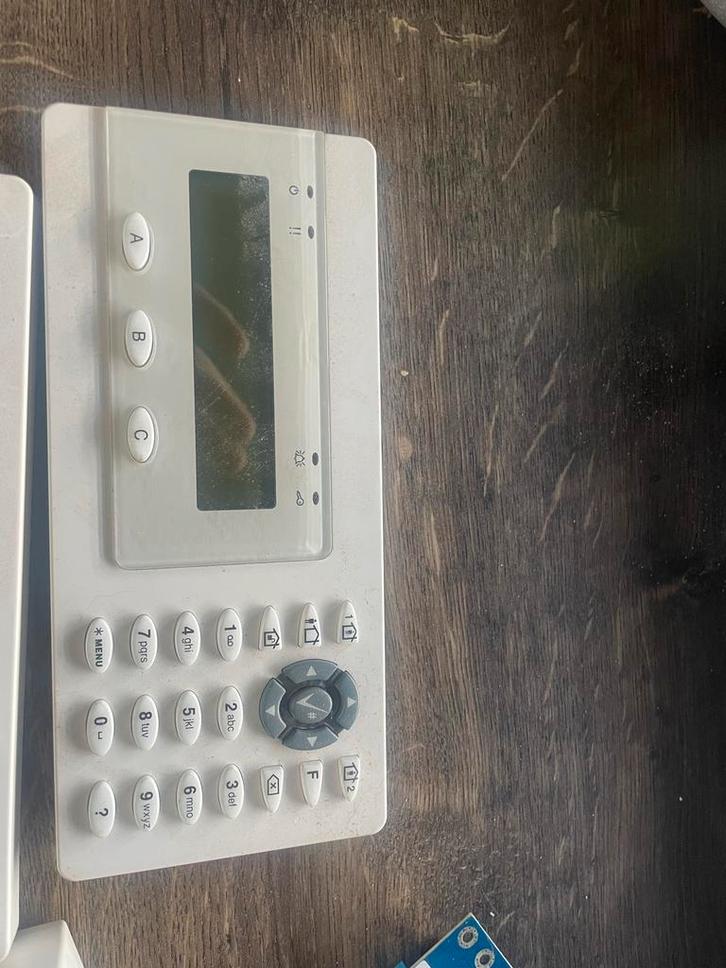 Code bedien paneel Ats1135 en Ats 1115, Diensten en Vakmensen, Alarminstallateurs en Beveiliging, Installatie alarmsystemen