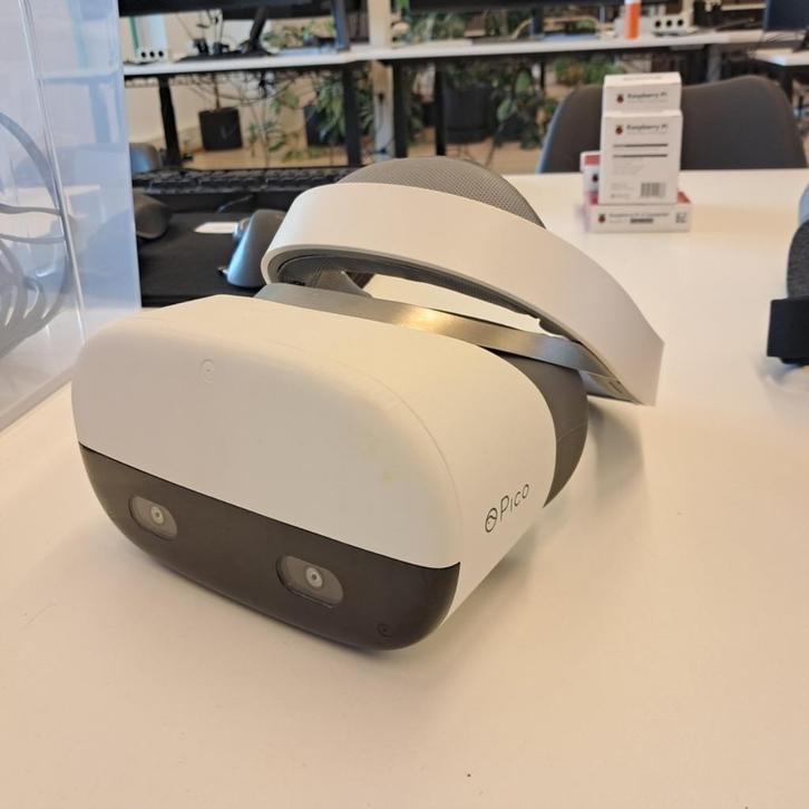 Pico Neo Vr set, Spelcomputers en Games, Virtual Reality, Overige platformen, VR-bril, Ophalen of Verzenden