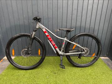 Trek Marlin 4 Frame XS - 27.5” MTB Kinder mountainbike 🩶❤️ beschikbaar voor biedingen