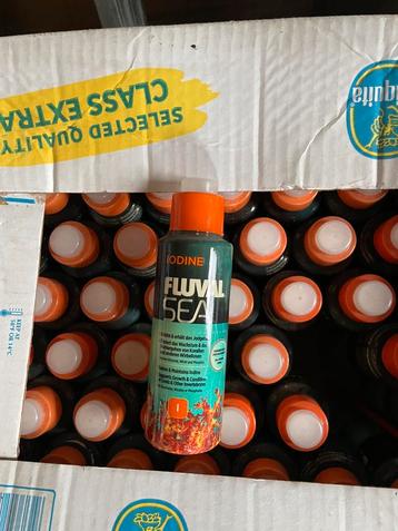 Fluval Sea (Iodine en 3-ions) & Aquatic Nature (Ferro Zoxa) beschikbaar voor biedingen