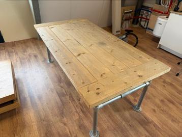 Steiger houten eettafel / bureau beschikbaar voor biedingen