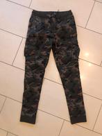 H&M camouflage broek maat s, Kleding | Dames, Broeken en Pantalons, Lang, H&M, Ophalen of Verzenden, Bruin