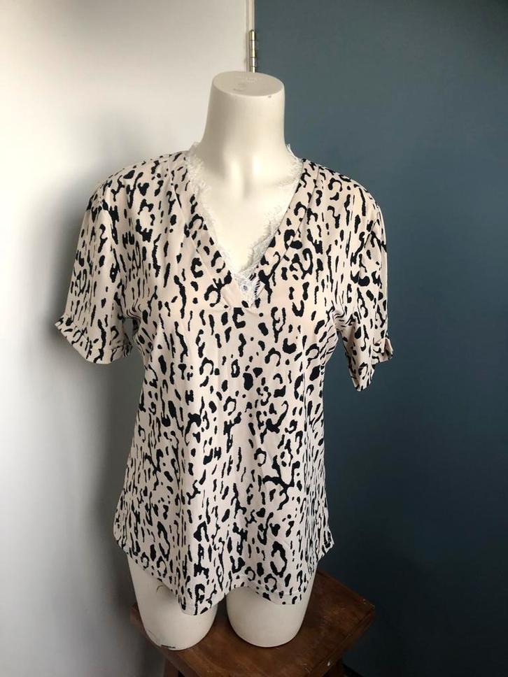 G-Max Leopard luipaard travelstof top l wit zwart, Kleding | Dames, Tops, Zo goed als nieuw, Maat 42/44 (L), Wit, Korte mouw, Ophalen of Verzenden