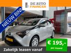 Toyota Aygo 1.0 VVT-i x-play,Apple Carplay Andr € 11.750,0, Auto's, Toyota, Nieuw, Origineel Nederlands, Zilver of Grijs, 4 stoelen