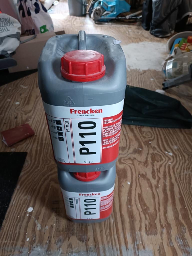 2 Potten Frencken P110 Hechtingsverbeteraar - GRATIS, 5 tot 10 liter, Ophalen, Nieuw