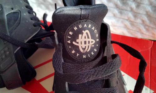 Nike Air Huarache 41 ZEER Zeldzaam 2014 UNIEK dames heren, Kleding | Dames, Schoenen, Zo goed als nieuw, Sneakers of Gympen, Zwart