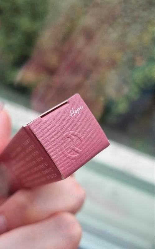 NEW  Rare Beauty "Hope" Tinted lip oil, Sieraden, Tassen en Uiterlijk, Uiterlijk | Cosmetica en Make-up, Nieuw, Make-up, Lippen