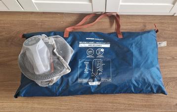 Quechua Air seconds kleding kast beschikbaar voor biedingen