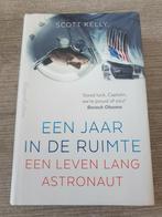 Een jaar in de ruimte een leven lang astronaut, Boeken, Ophalen of Verzenden, Gelezen