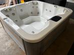 Ideale 5 pers. Spa Passion Flame incl Garantie & Plaatsing, Tuin en Terras, Bubbelbaden en Hottubs, Ophalen, Zo goed als nieuw