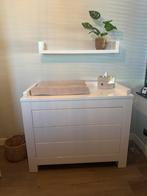 Babykamer (ledikant, commode, stoel en plankje), Ophalen, Gebruikt, Jongetje of Meisje