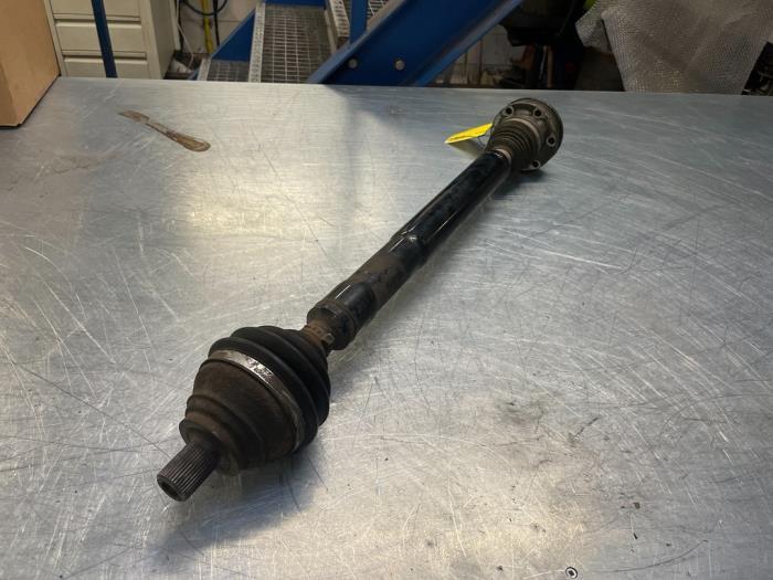 Aandrijfas rechts-voor van een Volkswagen Golf, Ophalen of Verzenden, 3 maanden garantie, Gebruikt, Volkswagen