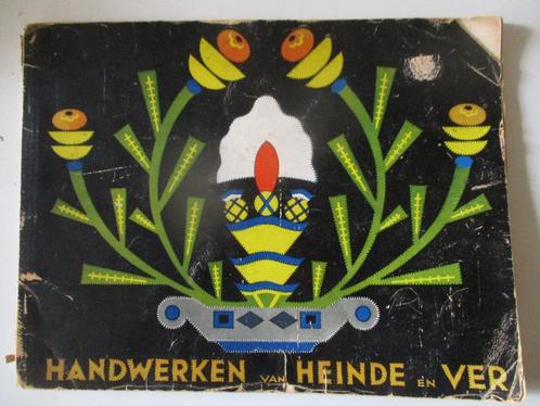 Soerabaia Handwerken van heinde en ver, Boeken, Hobby en Vrije tijd, Gelezen, Ophalen of Verzenden