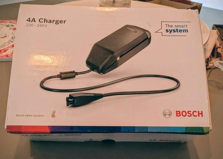 Bosch Ebike Lader - Zo Goed Als Nieuw, Fietsen en Brommers, Fietsaccessoires | Fietsaccu's, Zo goed als nieuw, Ophalen of Verzenden
