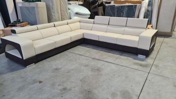 Showroom modellen beschikbaar voor biedingen