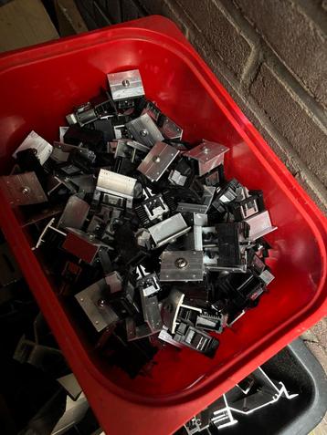 Universele klemmen solarstell blubase beschikbaar voor biedingen