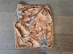 Mooie beige bloemen  suede kokerrok van Moques mt 38, Maat 38/40 (M), Beige, Ophalen of Verzenden, Zo goed als nieuw