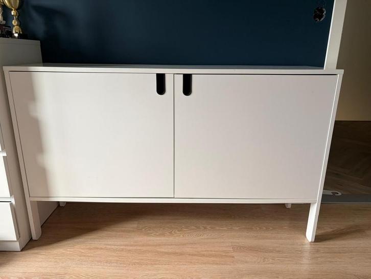 2 Witte Kastjes met Zwarte Handgrepen, Huis en Inrichting, Kasten | Dressoirs, Gebruikt, 100 tot 150 cm, 25 tot 50 cm, Met deur(en)