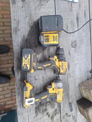 Dewalt 18V Accu Boor-/Schroefmachine + Accu's & Lader beschikbaar voor biedingen