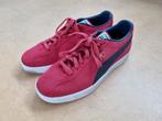 Puma Delphin Suede Rood/Zwart maat 42 z.g.a.n!, Puma, Overige kleuren, Ophalen of Verzenden, Sneakers of Gympen