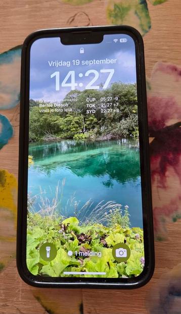 iPhone 14 - Zo goed als nieuw! beschikbaar voor biedingen