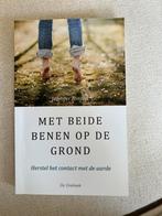 Jennifer Hinton - Met beide benen op de grond, Boeken, Gelezen, Ophalen of Verzenden, Jennifer Hinton