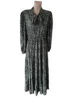 Miljuschka jurk XL, Kleding | Dames, Jurken, Maat 46/48 (XL) of groter, Ophalen of Verzenden, Zo goed als nieuw, Onder de knie