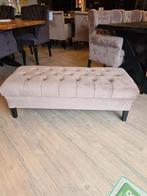 *OPRUIMING* Hocker Eetkamerbank 120x50 cm €279,- NU €249,- 4, Hocker Eetkamerbank Capiton Knoopjes stof velvet taupe, Ophalen of Verzenden