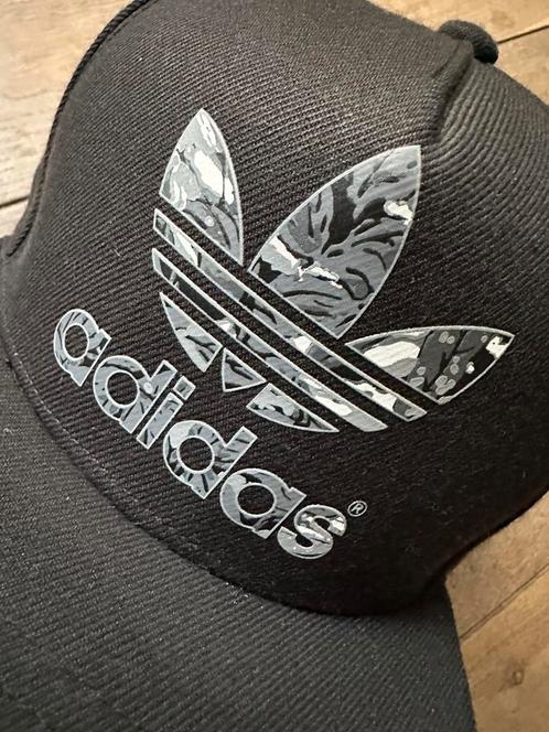Adidas originals AC fitted full cap pet, Kleding | Heren, Hoeden en Petten, Nieuw, Pet, One size fits all, Ophalen of Verzenden
