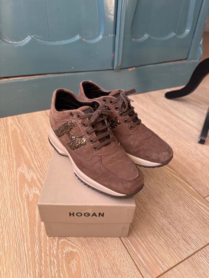 Chocoladebruine Hogan Interactive sneakers - Maat 37, Kleding | Dames, Schoenen, Zo goed als nieuw, Sneakers of Gympen, Bruin