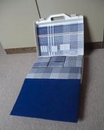 Reis kantklos kussen in koffer, Hobby en Vrije tijd, Kantklossen, Ophalen of Verzenden, Zo goed als nieuw